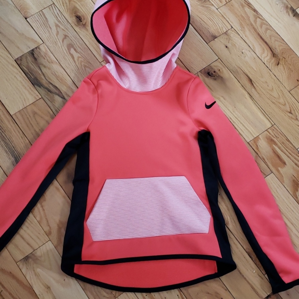 Girls pullover hoodie
